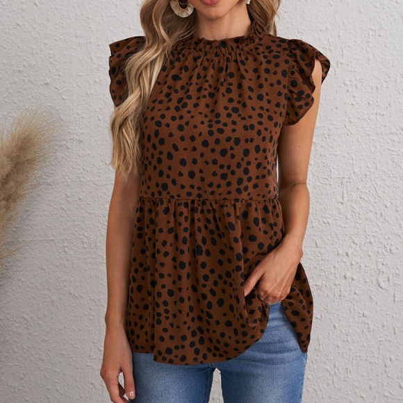 Tops - Boho leopard print mock neck ruffle peplum blouse